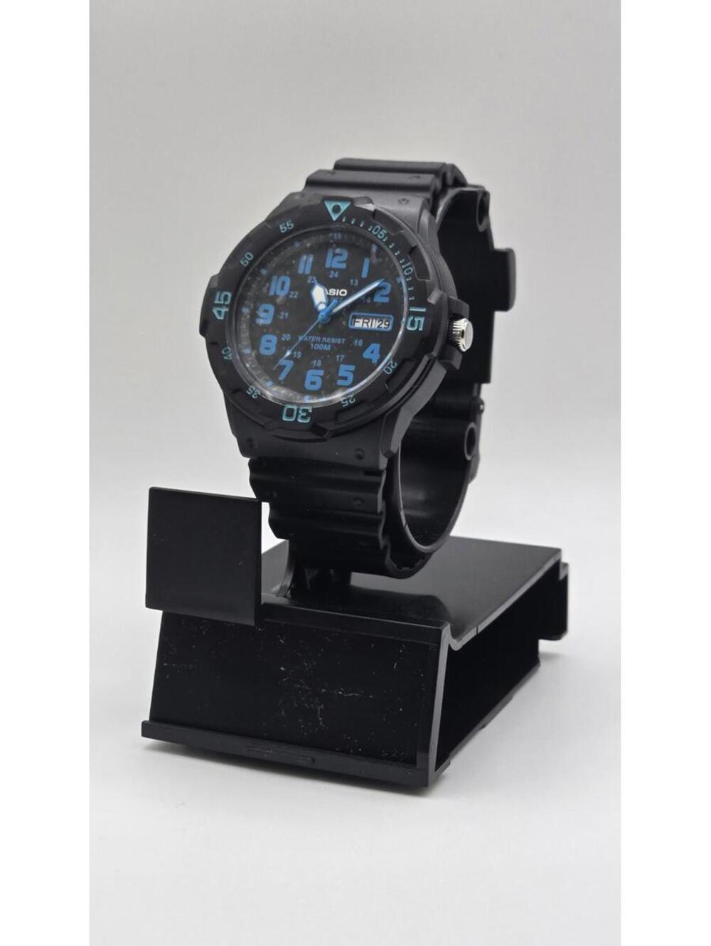 Casio MRW200H-2BV Quartz Dive Watch 10ATM Resin Band Black Blue New